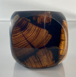 Klubo wood and black