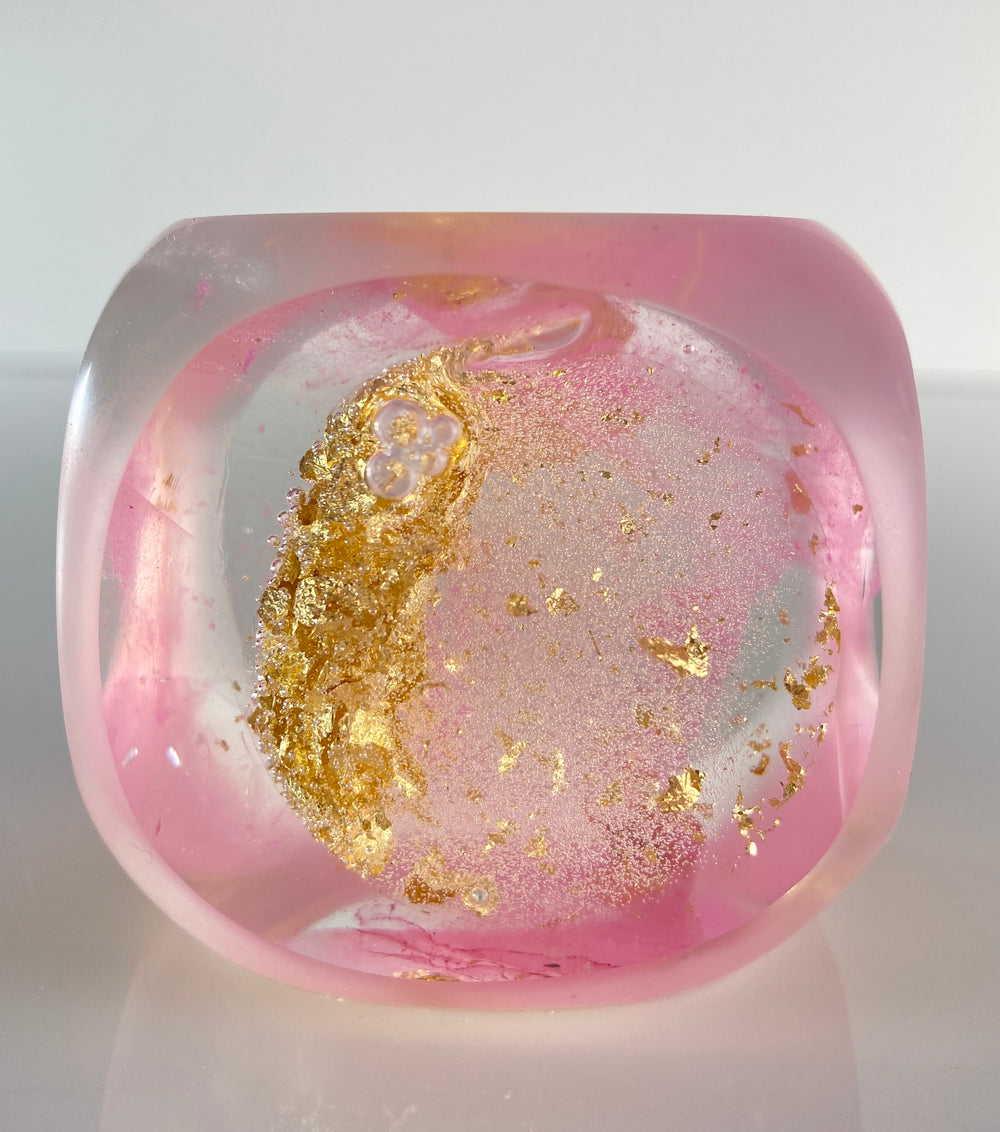 Klubo soft pink and gold sphere