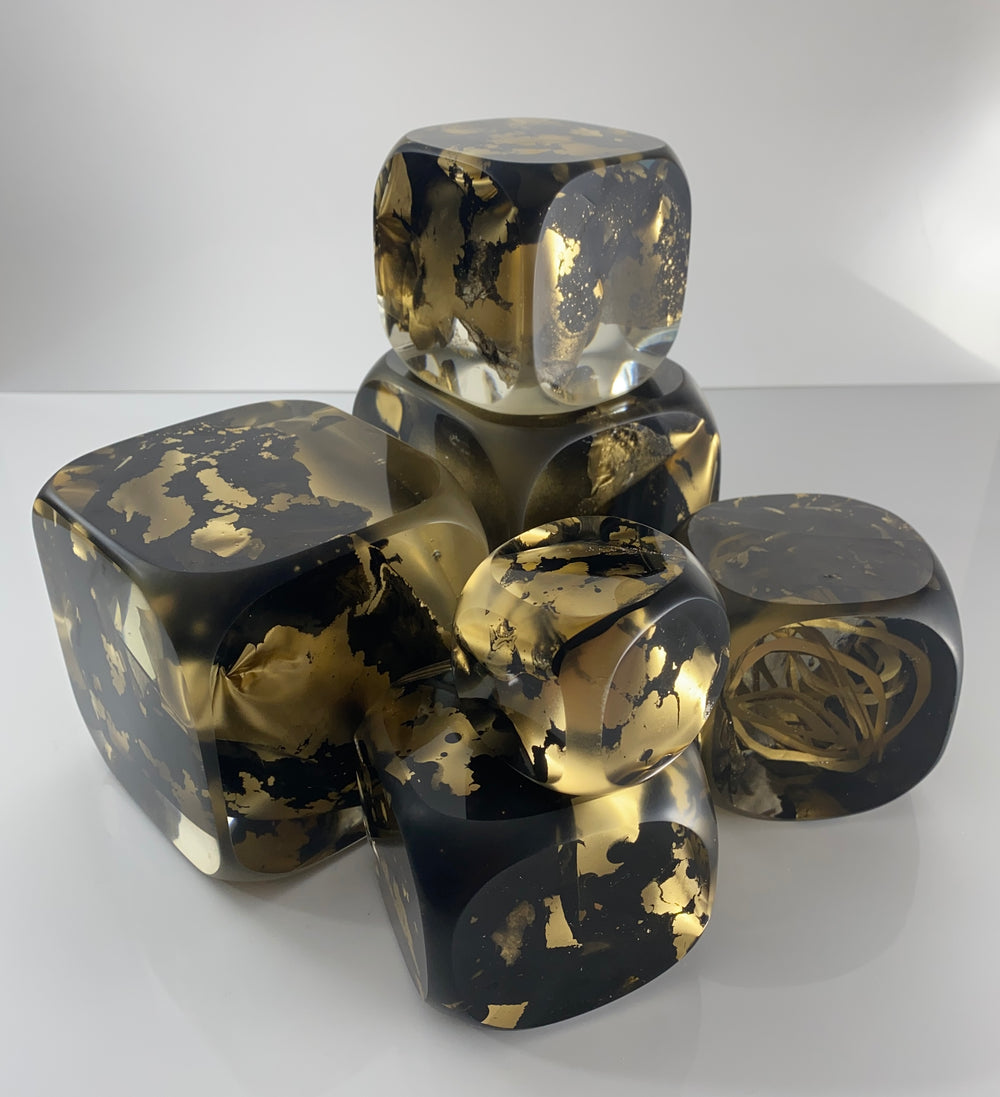 Klubo black and gold 4x4