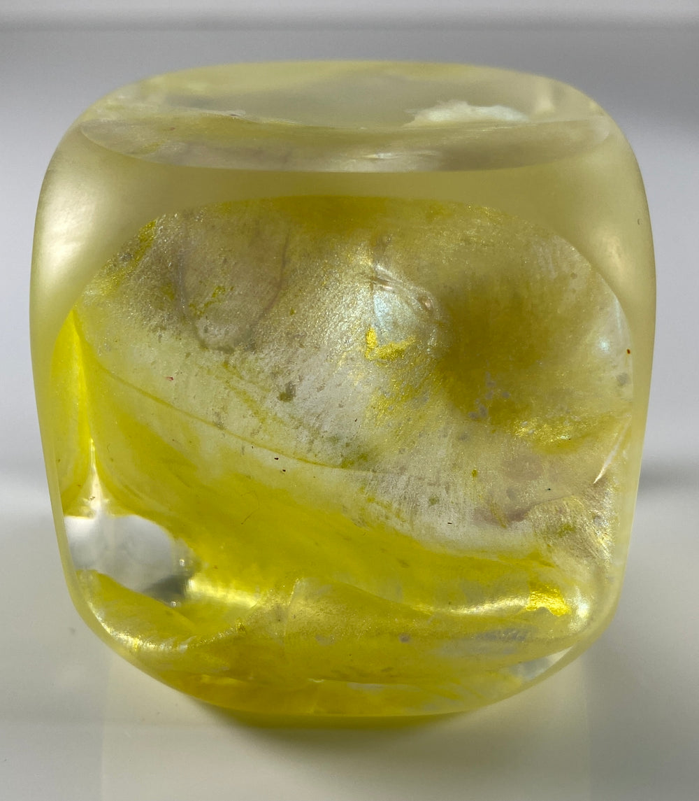 Klubo Pearlescent citrine. 1