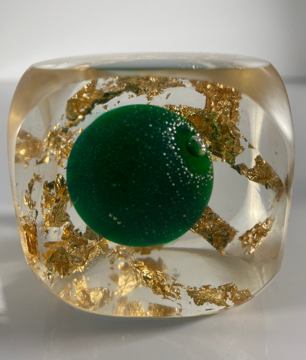 Klubo gold swirls emerald sphere
